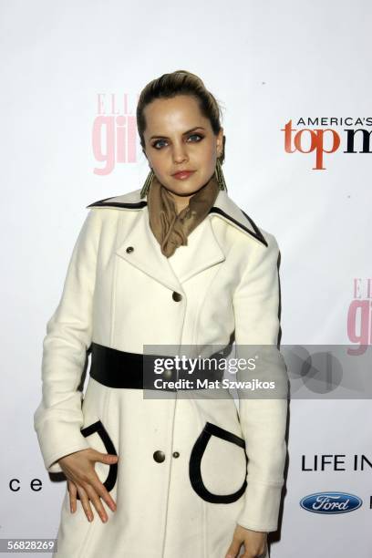 Actress Mena Suvari arrives at the Alice + Olivia show presented by Ford Fusion And ELLEgirl Magazine on February 10, 2006 in New York City.