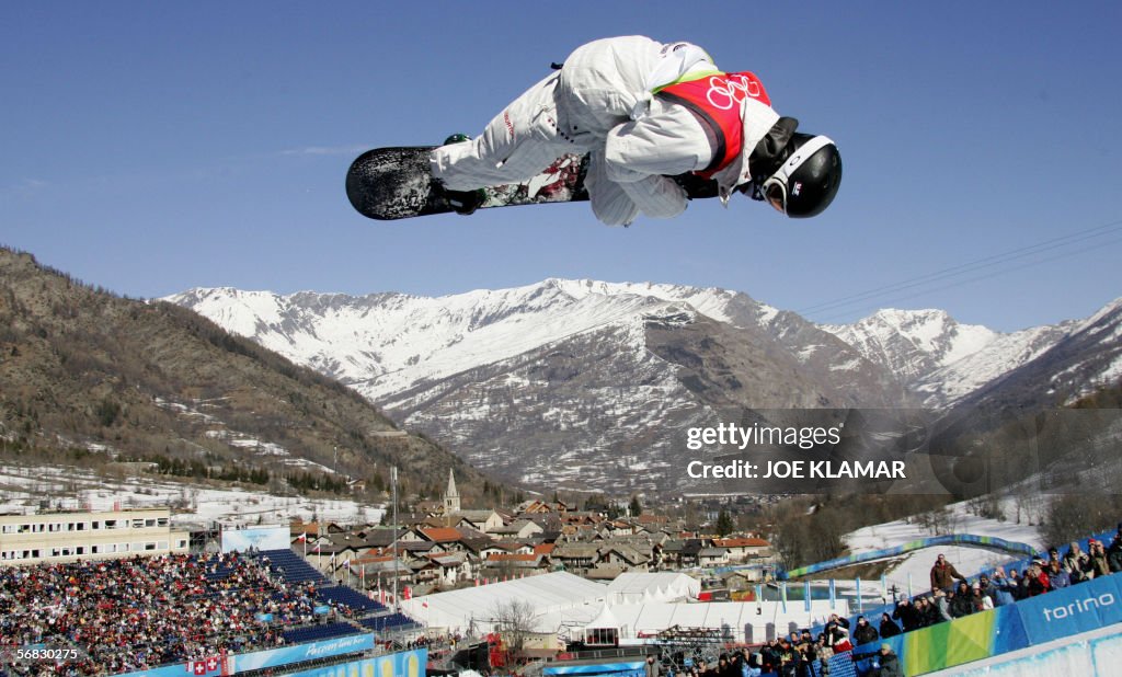 US Halfpipe snowboarder Shaun White comp