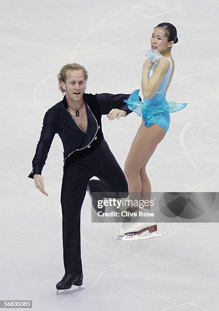 Rena Inoue and John Baldwin of the United States compete in the Pairs Short Program Figure Skating event during Day 1 of the Turin 2006 Winter...