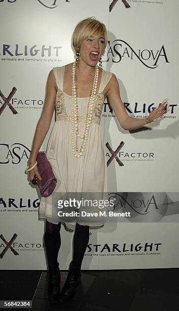 Actress Sienna Miller arrives at the UK Premiere of "Casanova" at Vue West End on February 13, 2006 in London, England.
