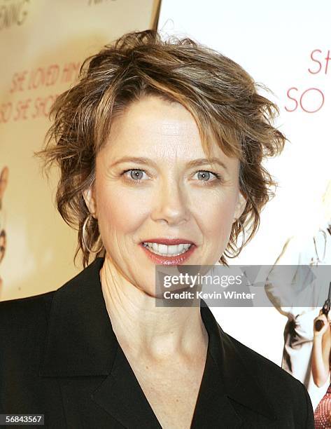 Actress Annette Bening arrives at the premiere of HBO Film's "Mrs. Harris" at the Geffen Playhouse on February 13, 2006 in Los Angeles, California.