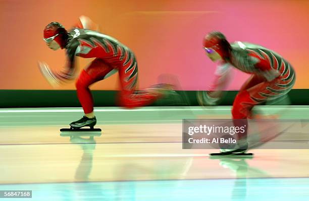 Krisy Myers and Kim Weger of Canada skate in the women's 500m speed skating final during Day 4 of the Turin 2006 Winter Olympic Games on February 14,...