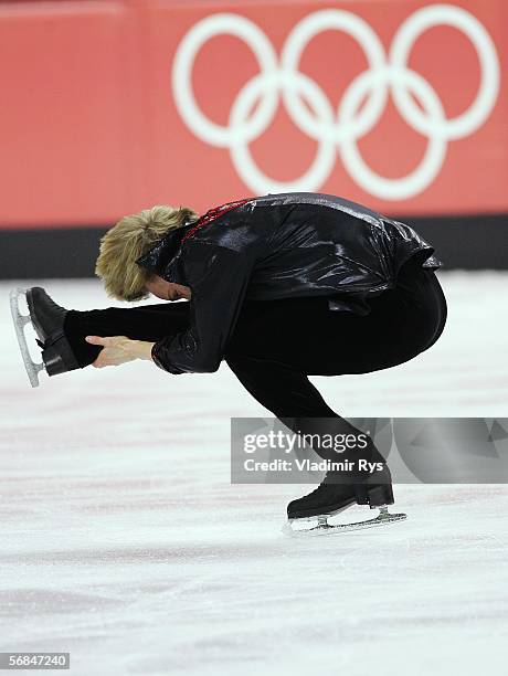 Kristoffer Berntsson of Sweden competes in the Men's Short Program Figure Skating during Day 4 of the Turin 2006 Winter Olympic Games on February 14,...