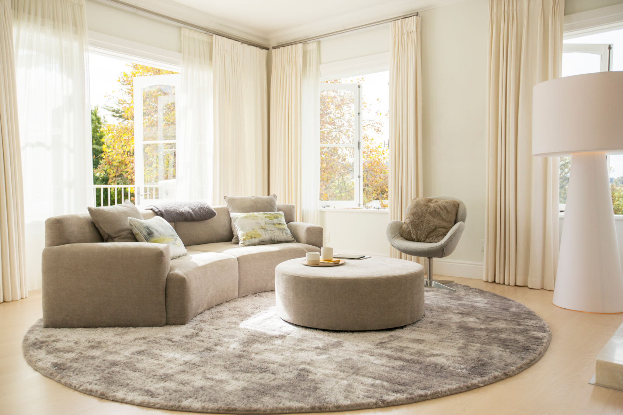 neutral colors room