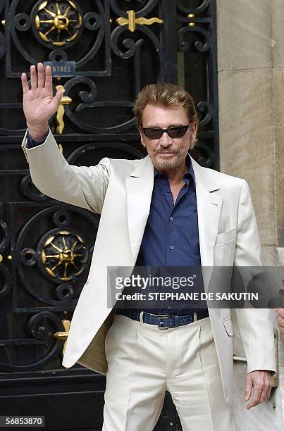 Neuilly-sur-Seine, FRANCE: - A picture shows French singer Johnny Hallyday during the wedding of actresse Mimie Mathy, 27 August 2005 in Ville de...