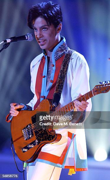 Prince performs on stage at The Brit Awards 2006 with MasterCard at Earls Court 1 on February 15, 2006 in London, England. The 26th annual music...