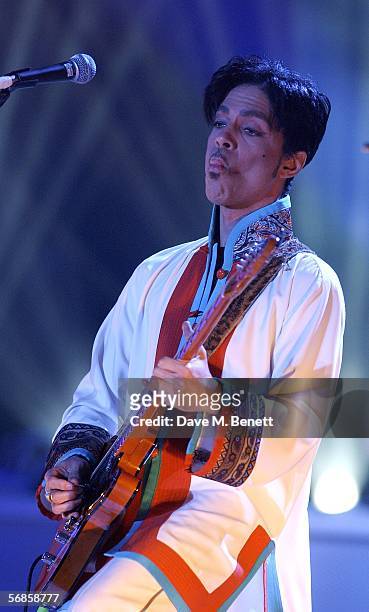 Prince performs on stage at The Brit Awards 2006 with MasterCard at Earls Court 1 on February 15, 2006 in London, England. The 26th annual music...