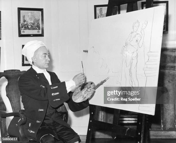 English television actor Peter Sallis in costume for his role as the painter William Hogarth in a BBC dramatisation of Henry Fielding's novel...