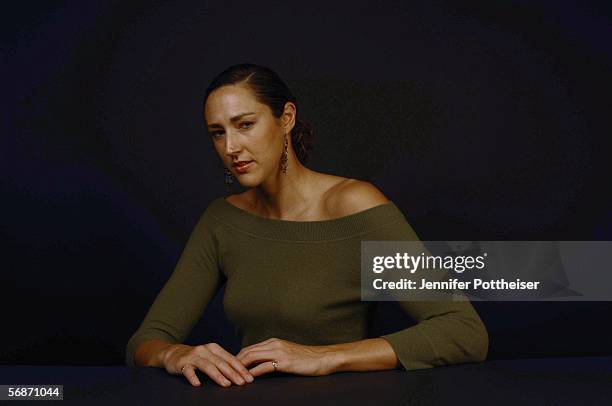 Shocked Riley 128 Wnba All Star Ruth Riley Stock Photos, High-Res Pictures, and ...