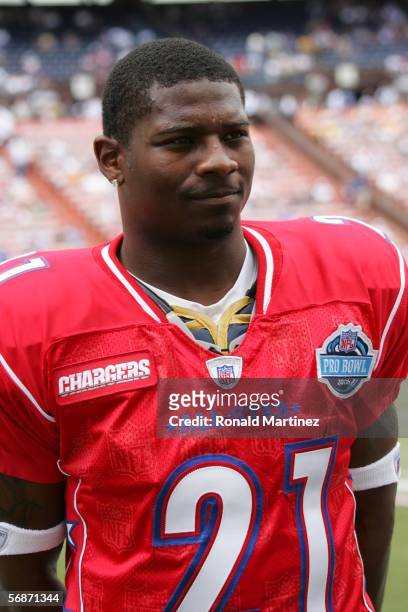 LaDainian Tomlinson of the AFC looks on during the 2006 NFL Pro Bowl against the NFC on February 12, 2006 at Aloha Stadium in Honolulu, Hawaii. The...