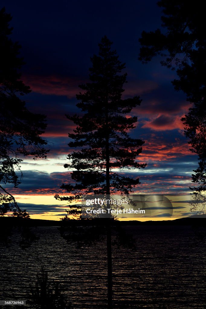 Sunset over the lake Skasen