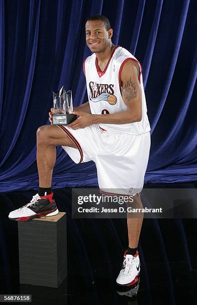 Andre Iguodala of the Sophomore Team poses with the MVP award after the 2006 T-Mobile Rookie Challenge on February 17, 2006 at the Toyota Center in...