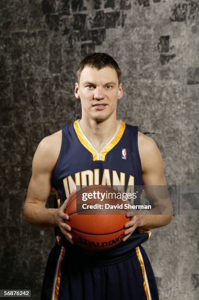 Sarunas Jasikevicius of the Indiana Pacers poses during the Sophomore/Rookie Portraits prior to T-Mobile Rookie Challenge on February 17, 2006 at the...