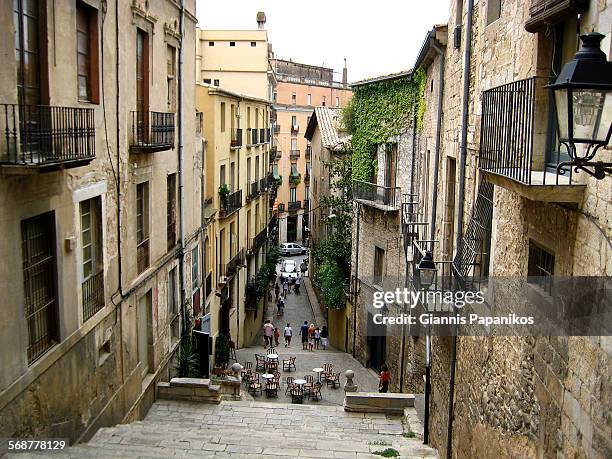girona old town - girona stock-fotos und bilder