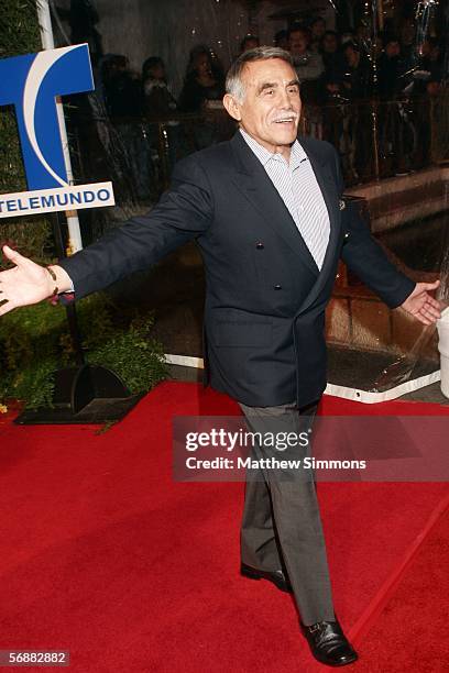 Actor Hector Suarez arrives to the Telemundo Premiere of "Tierra de Pasiones" at Universal City Walk on February 18, 2006 in Universal City,...