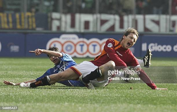 Francesco Totti of Roma sustains an injury in action during the Serie A match between AS Roma and Empoli at the Stadio Olimpico on February 19, 2005...