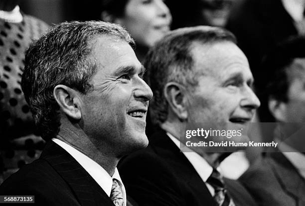 296 President George Bush Sr Stock Photos High Res Pictures And 296-president-george-bush-sr-stock-photos-high-res-pictures-and