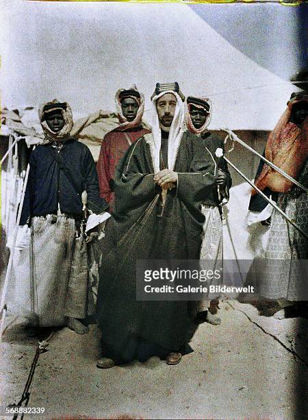 Faisal bin Hussein bin Ali al-Hashemi was a descendant of the prophet Muhammad. 1917. He sided with the British army and organized the Arab revolt...