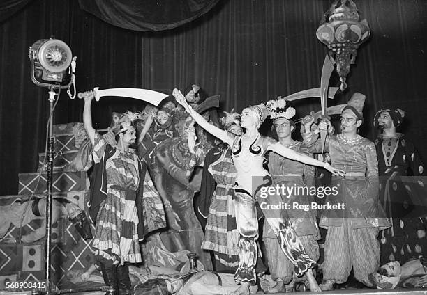 Actress Gene Tierney filming the Scheherazade Ballet scene for the film 'Never Let Me Go' at Royal Festival Hall, London, August 20th 1952.