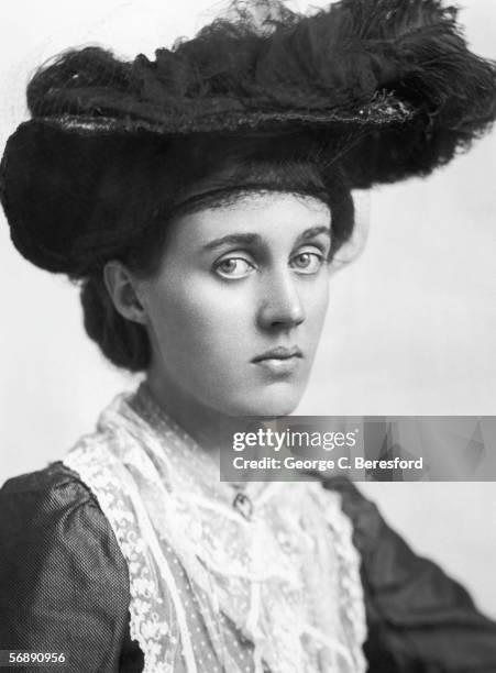 British artist Vanessa Bell , the sister of Virginia Woolf and wife of art critic Clive Bell, all of whom were members of the Bloomsbury Group.