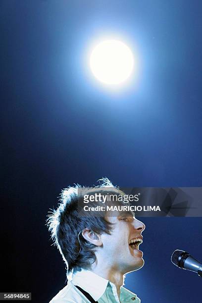 Singer Alex Kapranos, of the British band Franz Ferdinand, performs prior to U2 concert at Morumbi stadium, in Sao Paulo, Brazil, 20 February 2006....