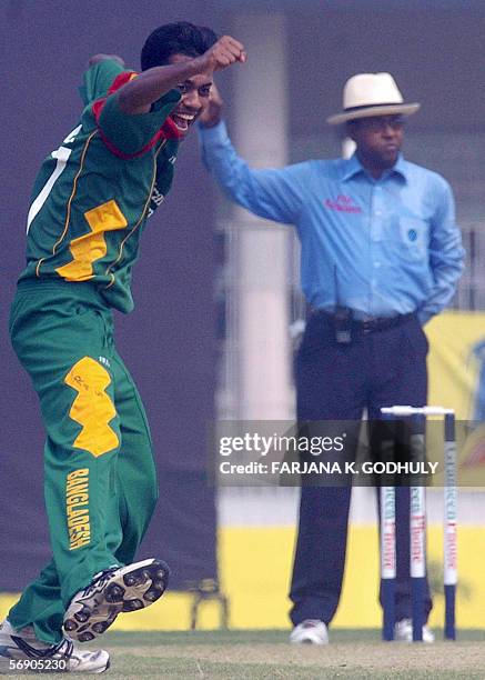 Sayed Rasel Pk 125 Shahid Syed Stock Photos, High-Res Pictures, and Images - Getty Images