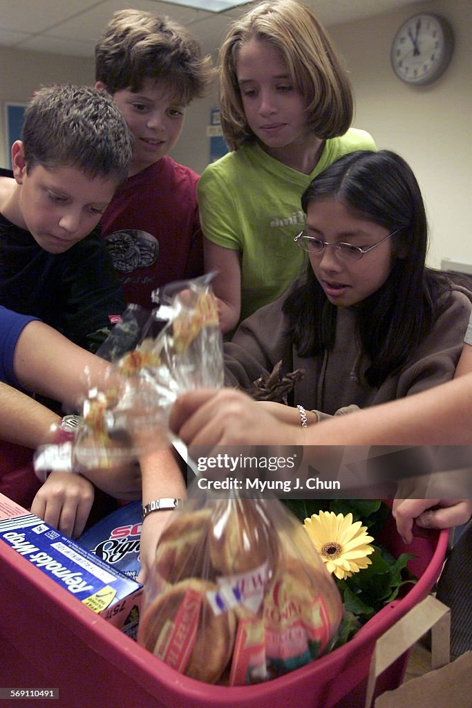 Sixth graders at Abraham Joshua Heschel Day School in Northridge