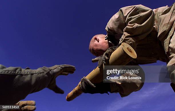 Gunney Shell Kandahar Airfield News Photos and Premium High Res Pictures - Getty Images