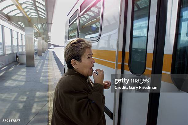 Valtrans Bus 207 New Harbor Me Stock Photos, High-Res Pictures, and Images - Getty ...