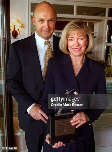Larry Higbee LS.Award.HigbyDoorway.112096.MB Larry and Dee Higby were honored by ...