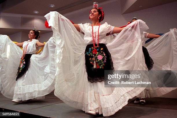 Cinco.Dance.RDL Members of Relampago del Cielo Grupo Folklorico from Santa Ana perform dances from the region of Mexico at the cafeteria of Ingram...