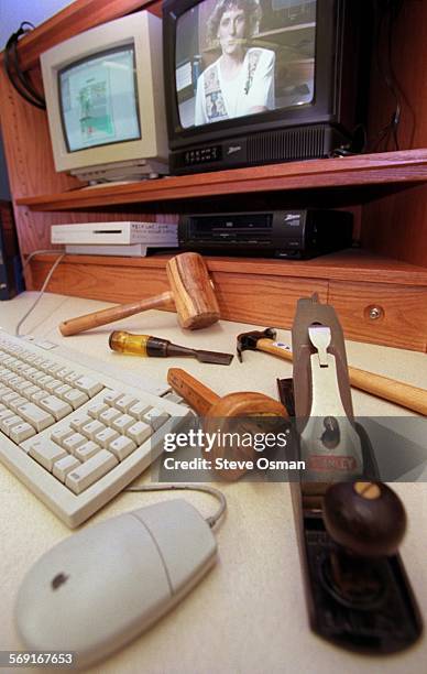Old Computer Terminal Photos and Premium High Res Pictures - Getty Images