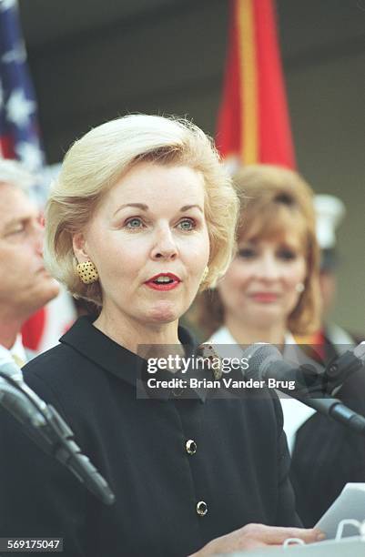 267 Gayle Wilson Stock Photos, HighRes Pictures, and Images Getty Images