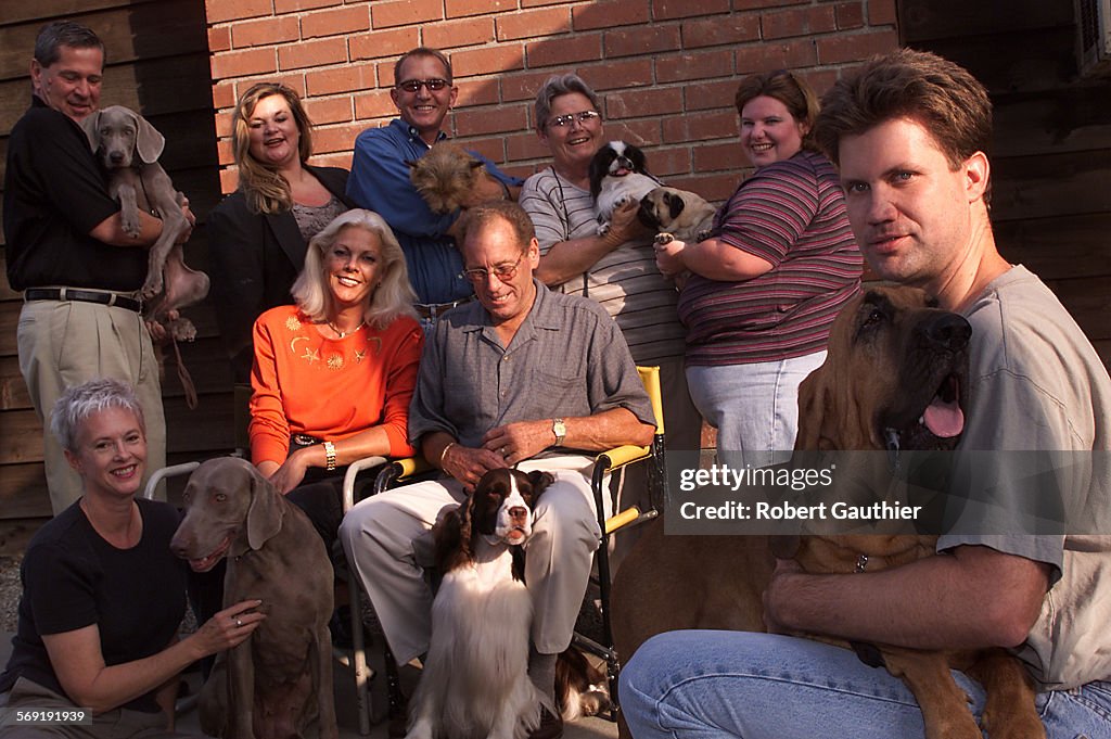 016645.CA.0928.dogs.1.RG  Dog lovers and movie critics gather at the El Monte home of Corky and Su