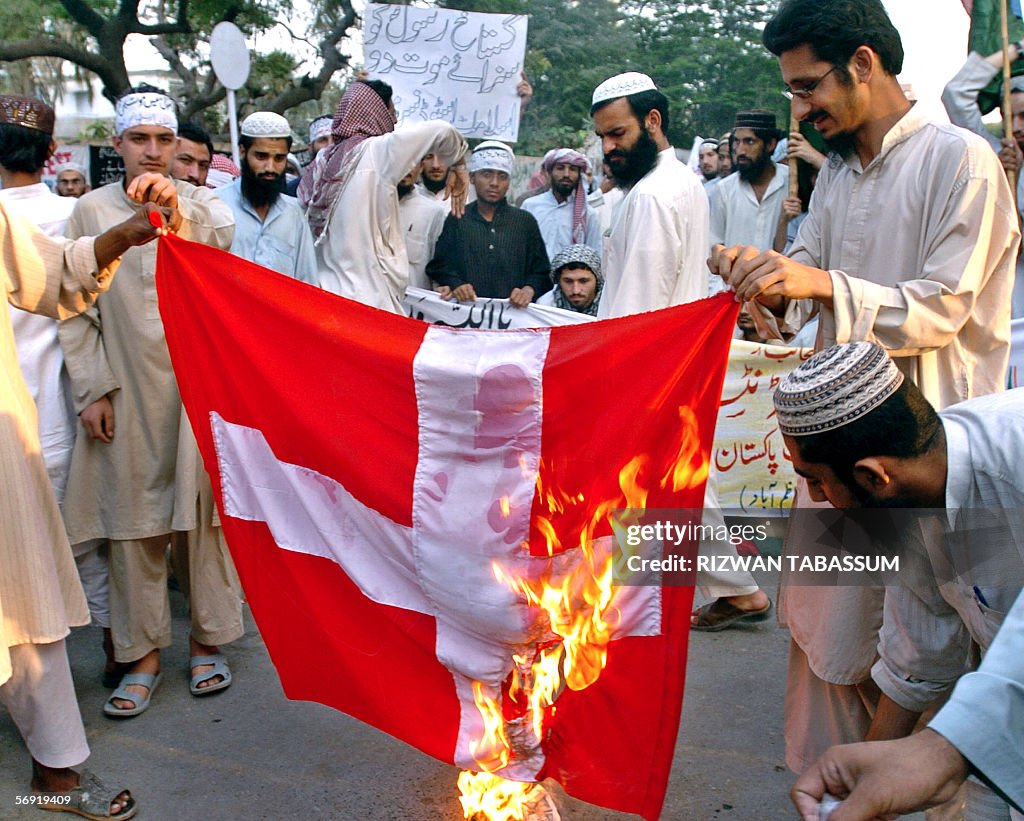 PAKISTAN-EUROPE-ISLAM-PROTEST