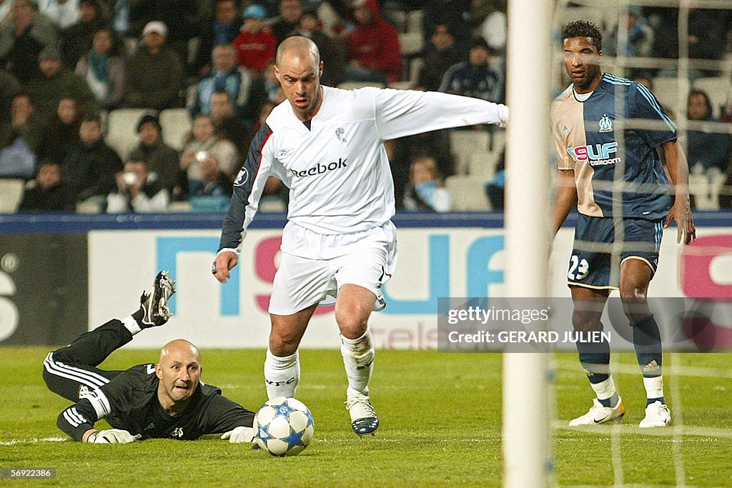 Bolton's forward Stelios Giannakopoulos