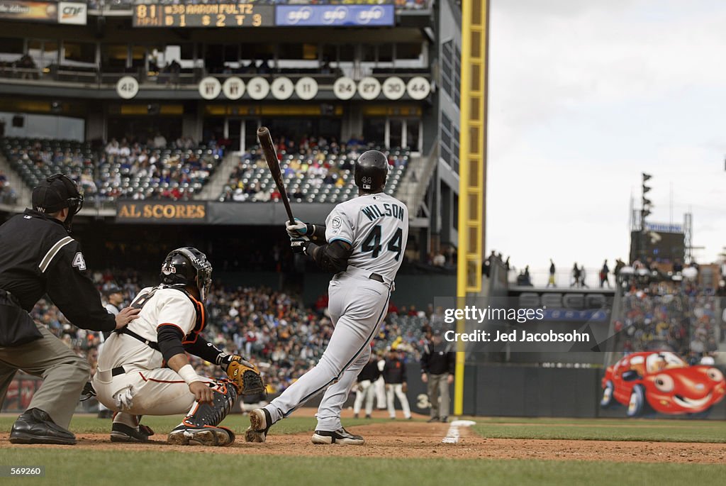 Marlins v Giants