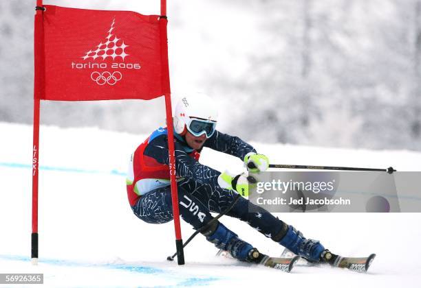 Julia Mancuso of the United States competes in the Final of the Womens Alpine Skiing Giant Slalom on Day 14 of the 2006 Turin Winter Olympic Games on...