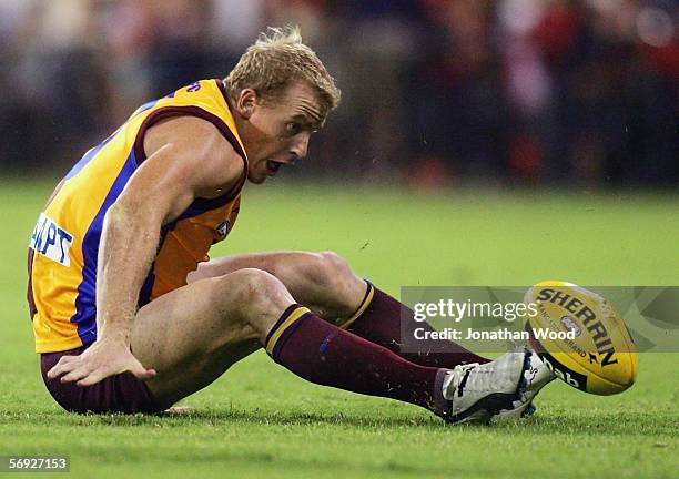 Michael Voss of the Lions in action during the first round NAB Cup match between the Brisbane Lions and Essendon at Carrara Stadium on February 24,...