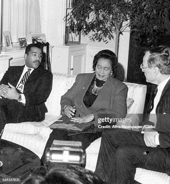 Coretta Scott King, Dexter King, and President George HW Bush, 1988.