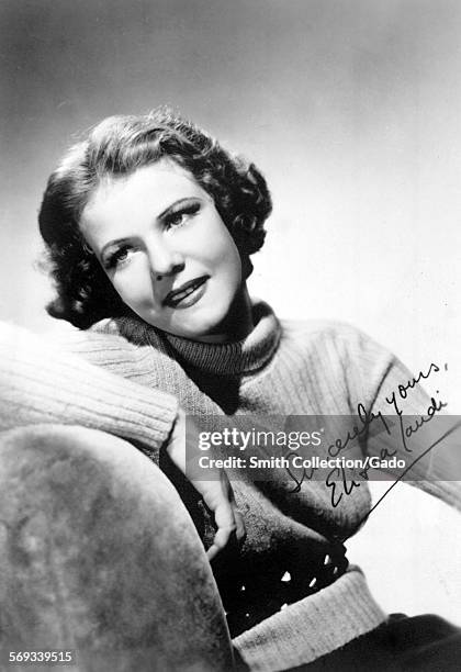 Fan club photo of Elissa Landi, 1926.
