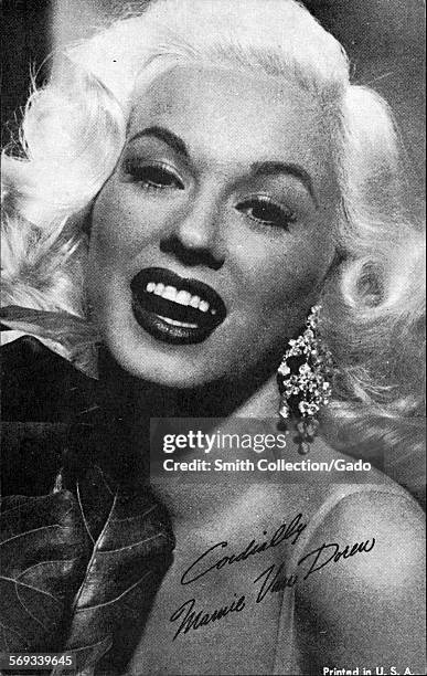 Fan club photo of Mamie Van Doren, 1950.