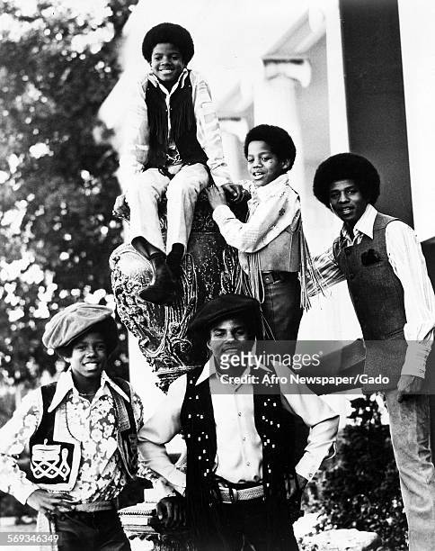 Jackson 5, 1975. Jackie Jackson, Jermaine Jackson, Marlon Jackson, Michael Jackson, and Tito Jackson.