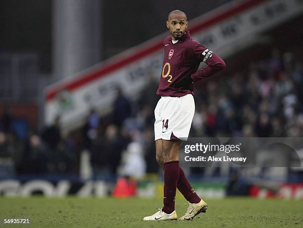 Thierry Henry Arsenal 2006 Photos and Premium High Res Pictures - Getty ...