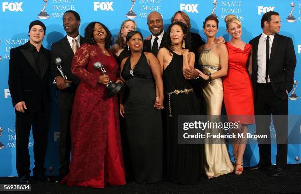 The cast of 'Grey's Anatomy' pose in the press room at the 37th Annual NAACP Image Awards at the Shrine Auditorium on February 25, 2006 in Los...