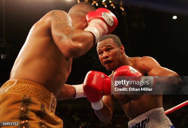Shane Mosley in the ring against Fernando Vargas in the junior middleweight fight at the Mandalay Bay Events Center on February 25, 2006 in Las...