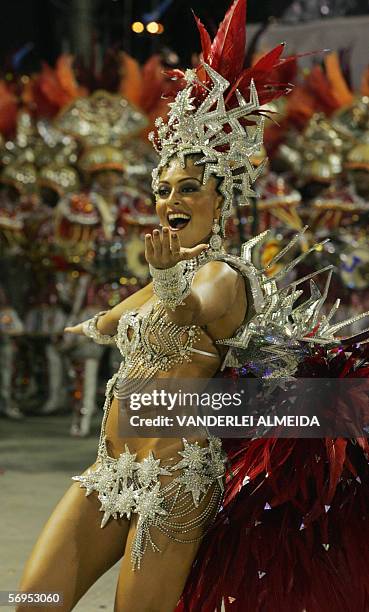 Rio de Janeiro, BRAZIL: Brazilian actress Juliana Paez, the queen of the drums of Unidos do Viradouro samba school, performs on the second night, 28...