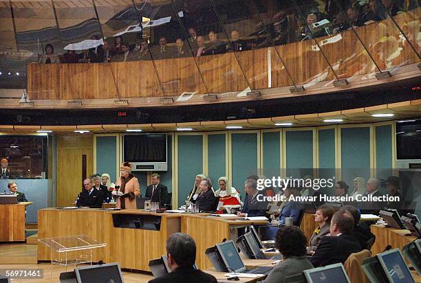 Britain's Queen Elizabeth II speaks in the debating chamber of the new Welsh Assembly on March 1, 2006 in Cardiff Wales. Queen Elizabeth II,...