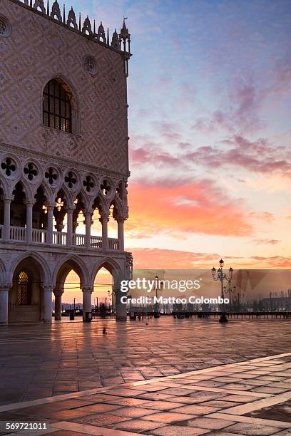 awesome sunrise over st marks square venice italy - doge's palace venice stock pictures, royalty-free photos & images