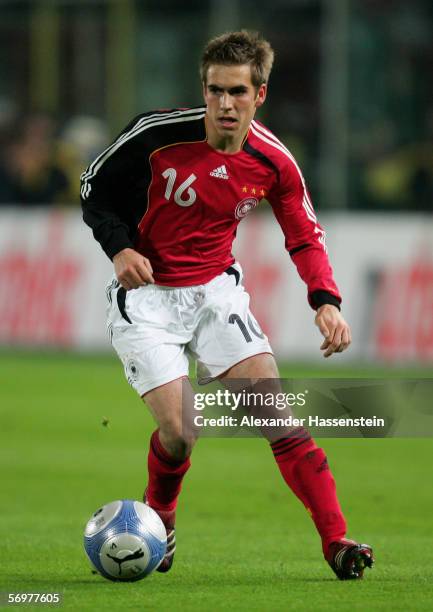 Phillipp Lahm of Germany running with the ball during the international friendly match between Italy and Germany at the Artemio Franchi Stadium on...